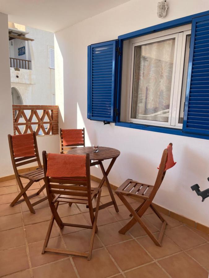 Apartamento De 3 Dormitorios A 60 M De La Playa En La Isleta, Cabo De Gata La Isleta del Moro Luaran gambar