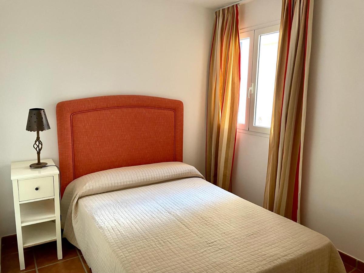 Apartamento De 3 Dormitorios A 60 M De La Playa En La Isleta, Cabo De Gata La Isleta del Moro Luaran gambar