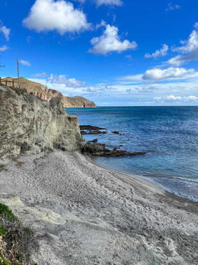 Apartamento De 3 Dormitorios A 60 M De La Playa En La Isleta, Cabo De Gata La Isleta del Moro Luaran gambar