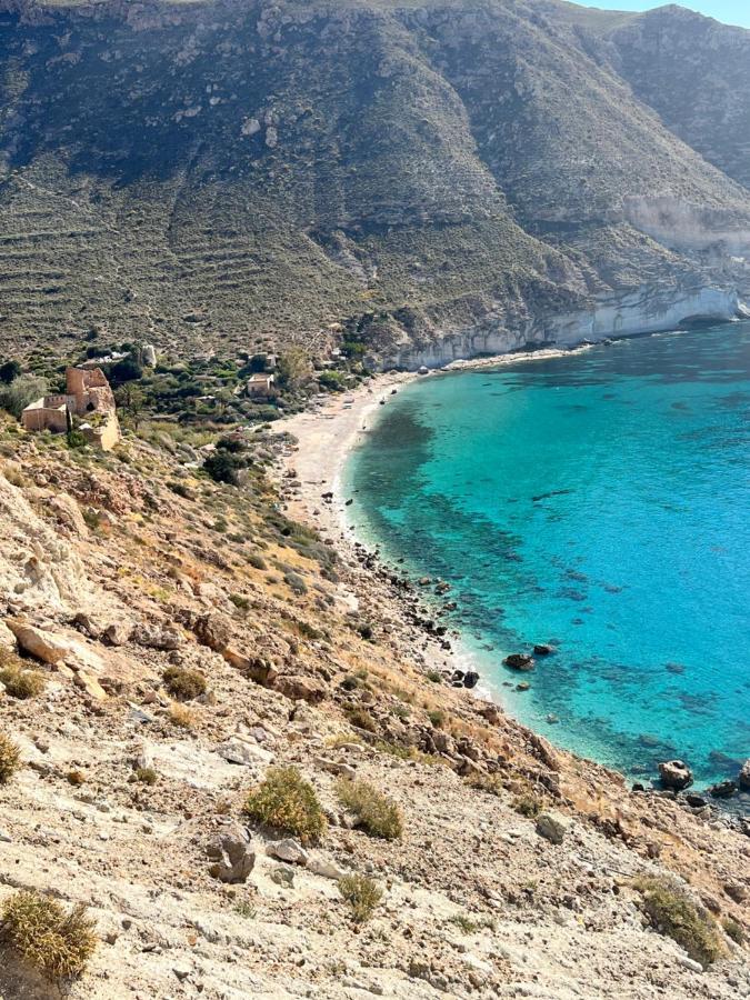 Apartamento De 3 Dormitorios A 60 M De La Playa En La Isleta, Cabo De Gata La Isleta del Moro Luaran gambar